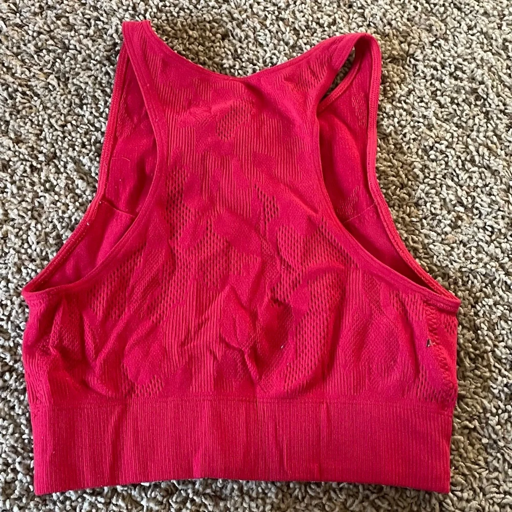 Fabletics Skulpknit Top - Picture 3 of 3